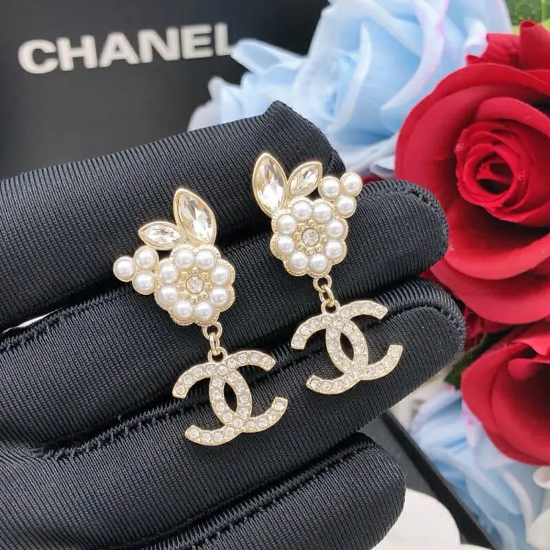 chanel boucles doreilles pour femme s_123b6a03